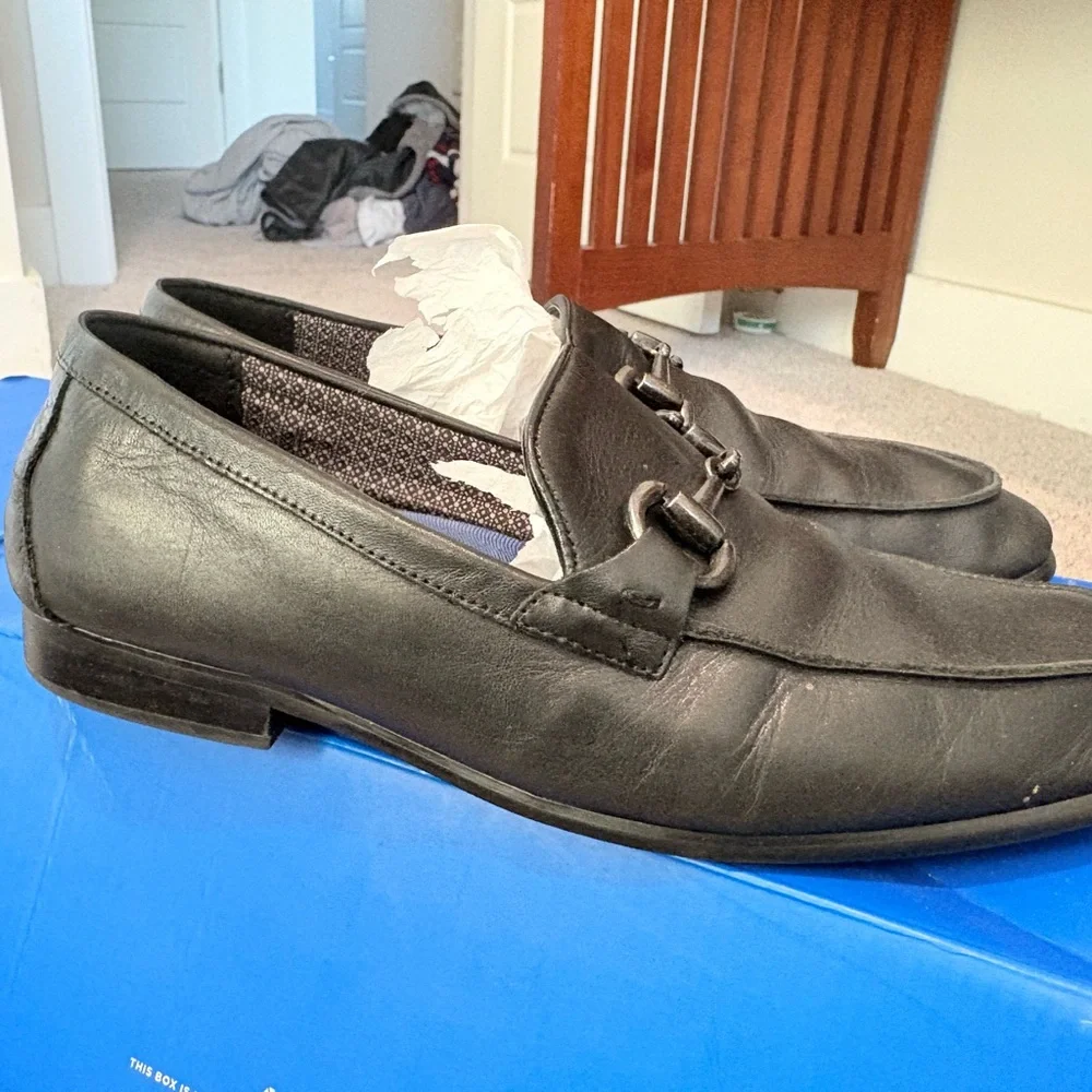 Vince Camuto Black Leather Bit-Detail Slip-On Loafers